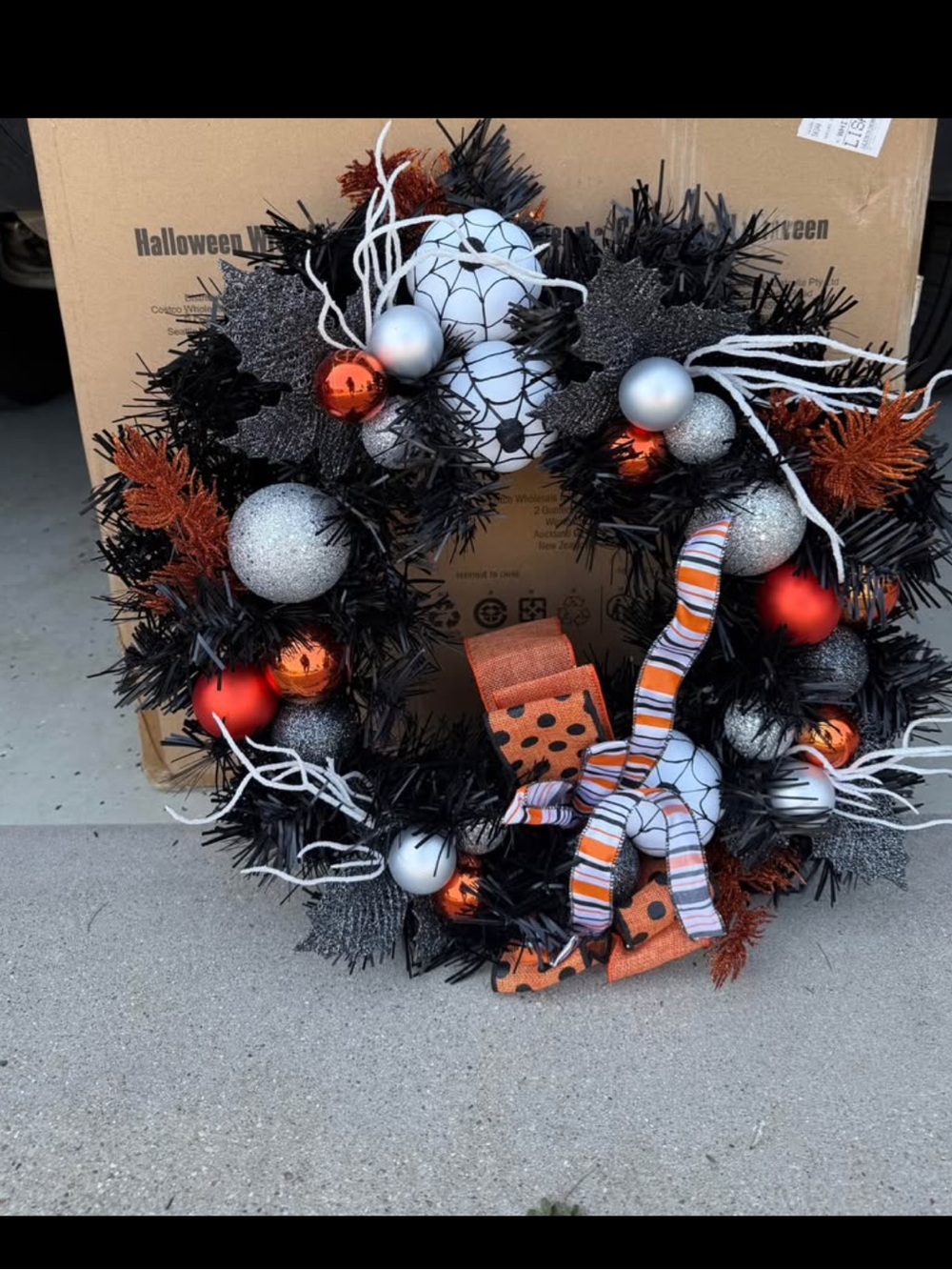 Halloween Black & Orange Decorative Wreath